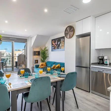 Apartment La Zenia Cocoon: Luxury Penthouse With Jacuzzi & Wellness Amenities *