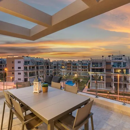 Apartment La Zenia Cocoon: Luxury Penthouse With Jacuzzi & Wellness Amenities *