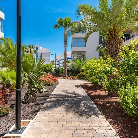La Zenia Cocoon: Luxury Penthouse With Jacuzzi & Wellness Amenities *