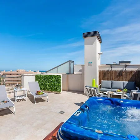 La Zenia Cocoon: Luxury Penthouse With Jacuzzi & Wellness Amenities *